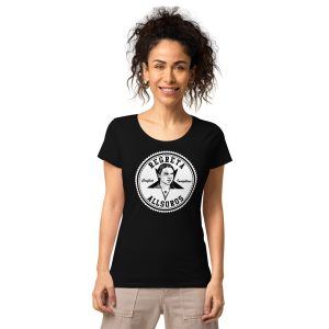 REGRETA Women’s basic organic t-shirt